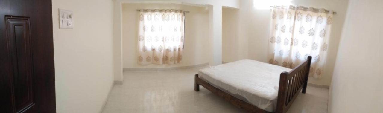 דאבולים Sai Leela Guest House מראה חיצוני תמונה